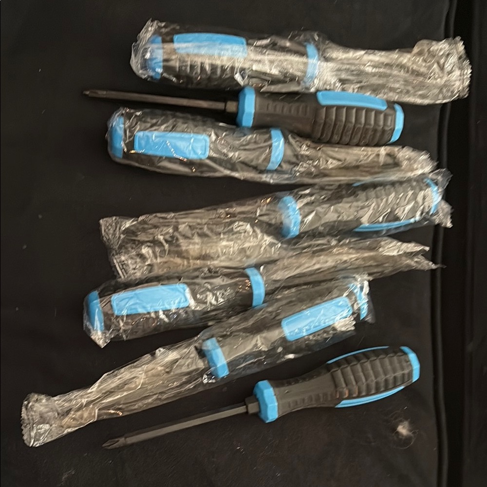 Blue and Black Screwdriver Set